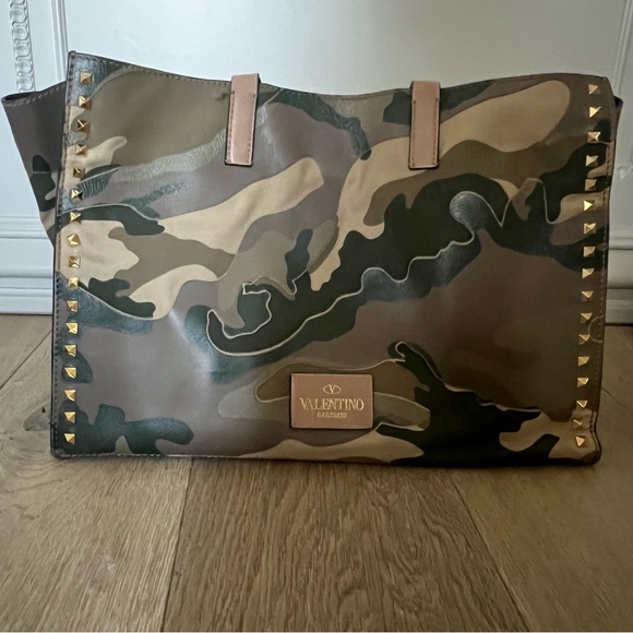 Valentino Camo Rockstud Tote